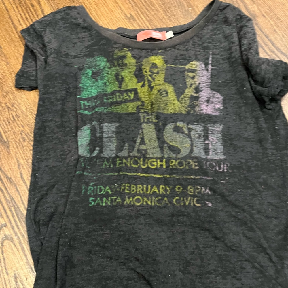 Distressed clash vintage tee from Lux
